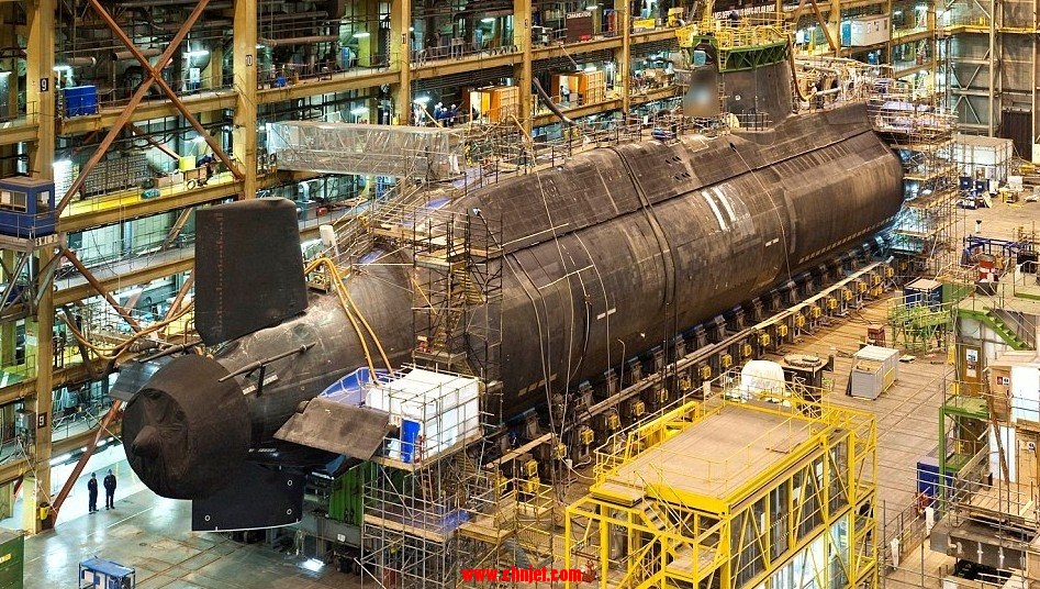 英国机敏级攻击型核潜艇“伏击”号