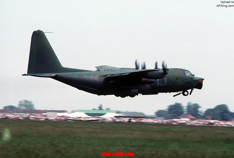 800px-MC-130E_Combat_Talon_I_Mildenhall_1984.jpg