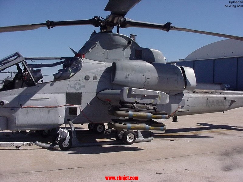 AH-1Z31625323-12-03RS0051.jpg