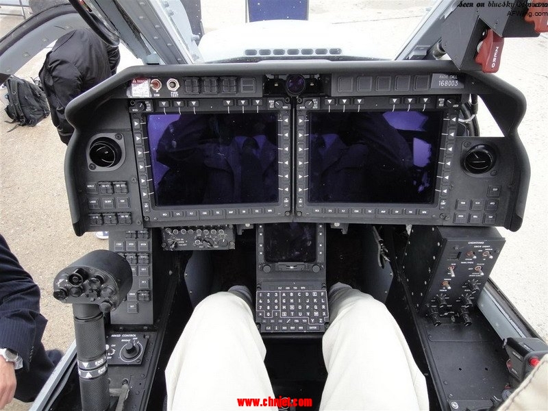 cockpit_front_panel.jpg