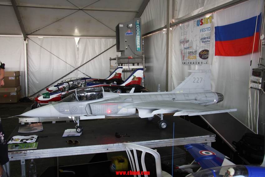 1:4.5比例“鹰狮”涡喷模型飞机制作图集