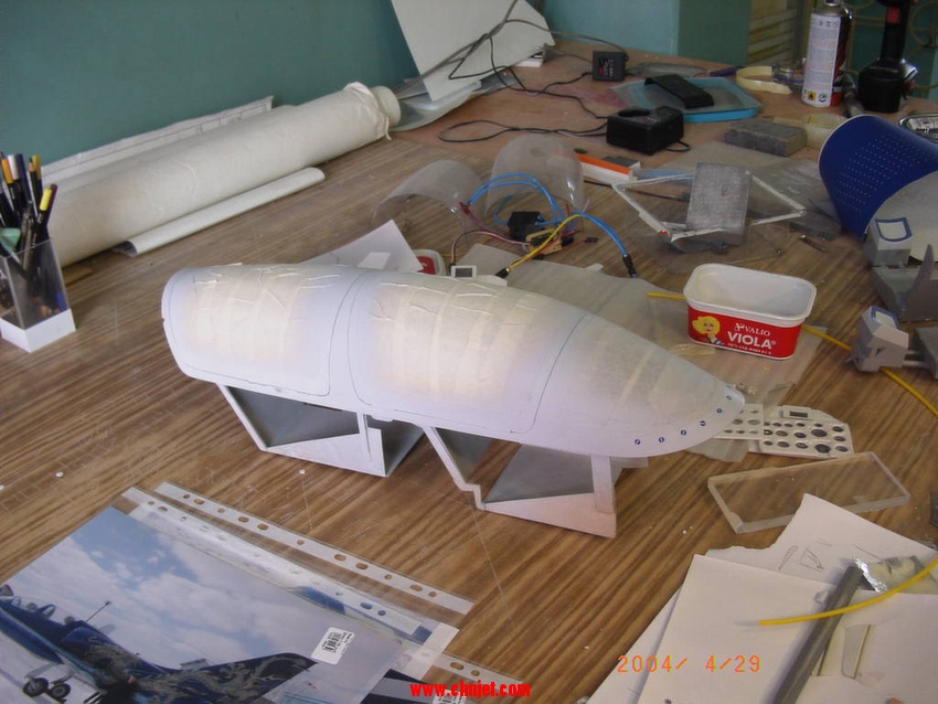 1:7比例L-39涡喷模型飞机制作过程图集 