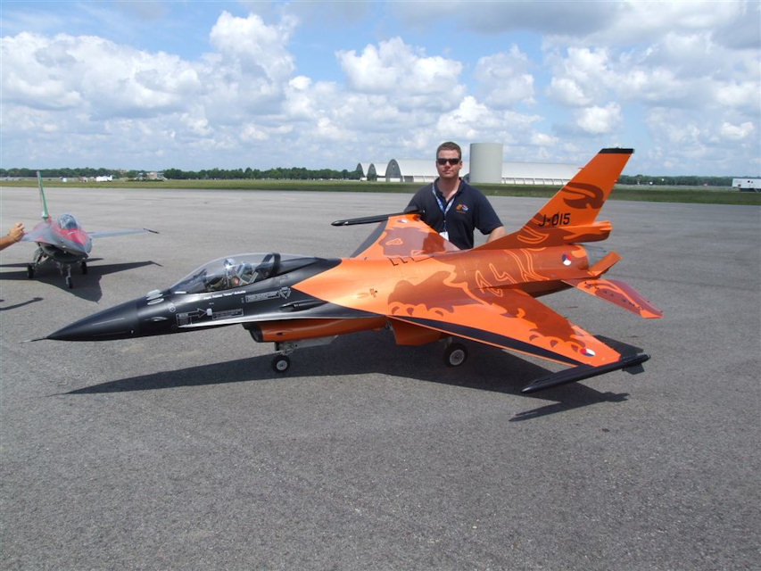 [JWM2013]1:5比例 F16AM“Orange one”涡喷模型飞机诞生解密