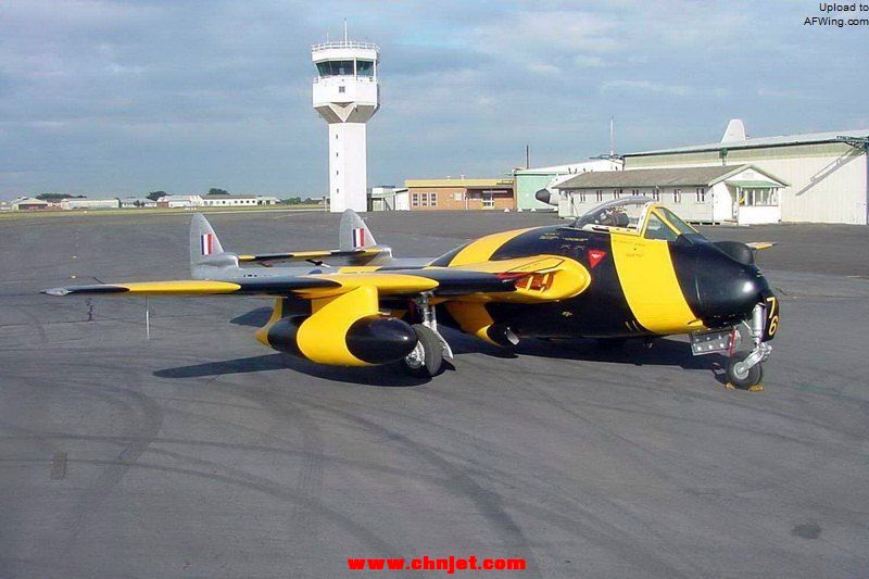 De-Havilland-D.H.100-Vampire-F.30.jpg