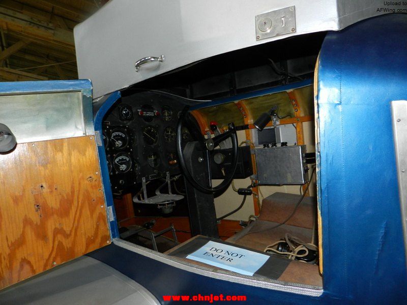 Link_Trainer_Type_AN-2550-1,_AN-T-18_at_the_Alberta_Aviation_Museum.jpg
