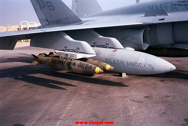 F-18_ordnance_VMFA-235_Desert_Storm_1991.jpg