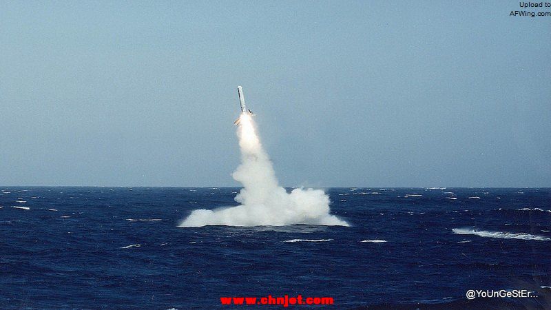 tomahawk-missle-launched-from-submarine-war-of-the-world.jpg