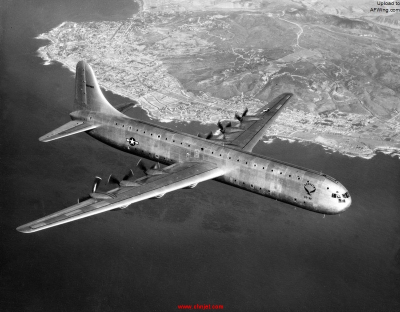 Convair_XC-99_in_flight_c1948.jpg