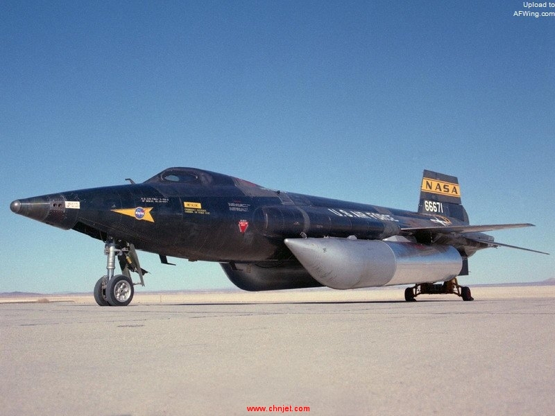 North-American-Aviation-X-15A-2-56-6671-21.jpg.pagespeed.ic.tZ2viW95n_.jpg