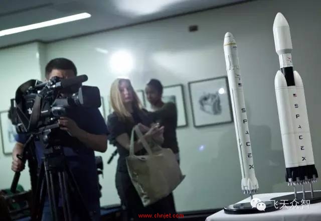 “重型猎鹰”是否会让SpaceX学“做人”？ 