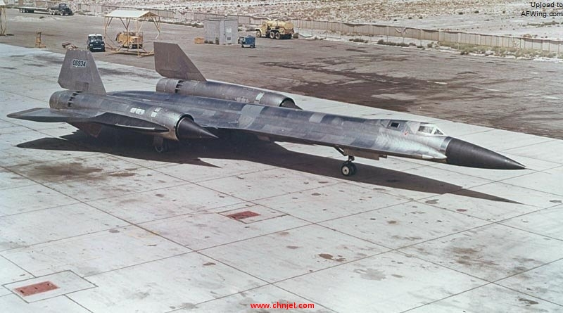 metal-YF-12A.jpg