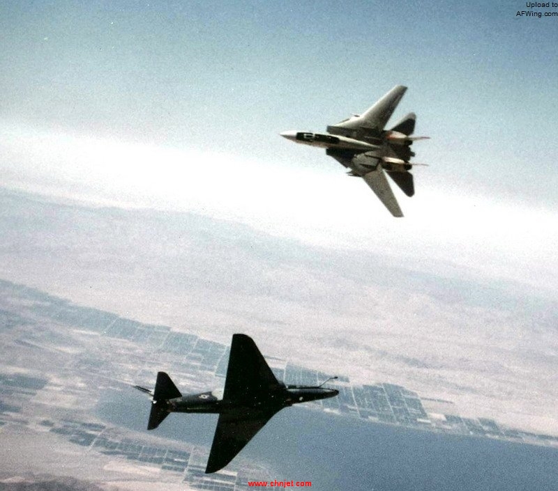 F-14-dogfight-1982.jpg