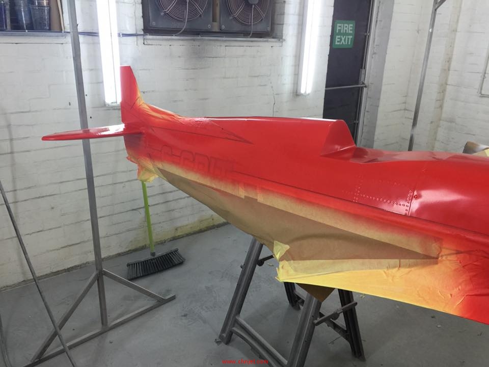 涡桨版喷火Spitfire飞机米字涂装过程 