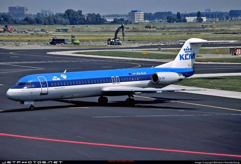 Fokker 100客机KLM涂装全过程