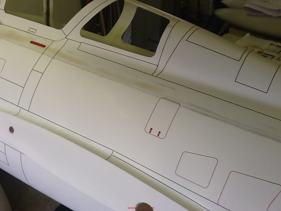 F84F“052”号涂装全过程