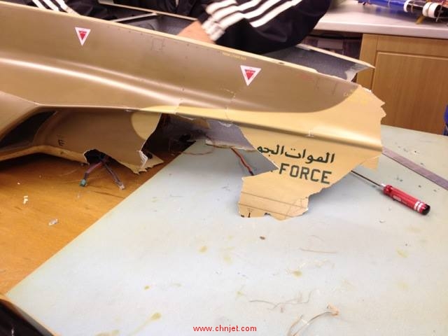 Hawk300沙特空军涂装修补过程