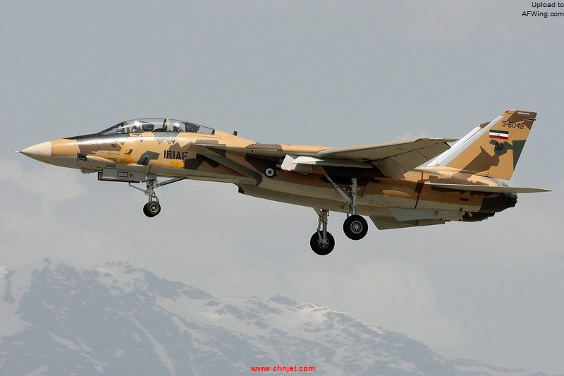 Iranian_AF_F-14_Tomcat_landing_at_Mehrabad.jpg
