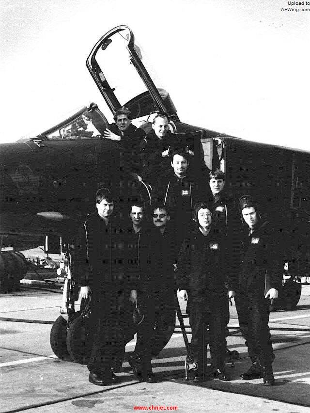 gdr-mig-23bn-jbg-37-crews-circa-1989-90.jpg