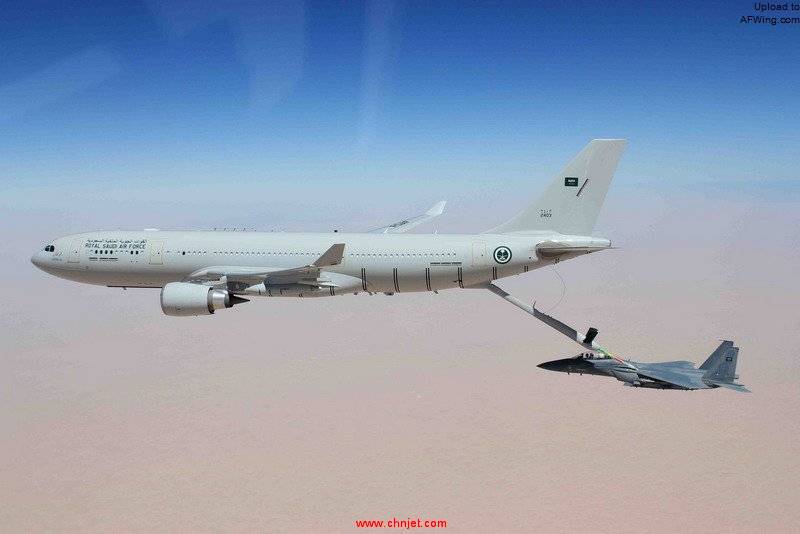 ob_4c0ba3_a330-mrtt-saudi-air-force-refuelling-f.jpg