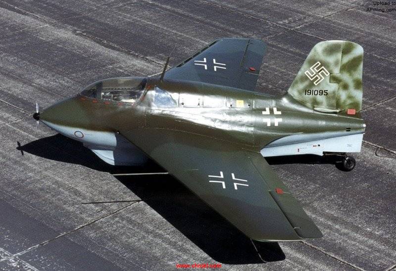 Messerschmitt_Me_163B_USAF.jpg