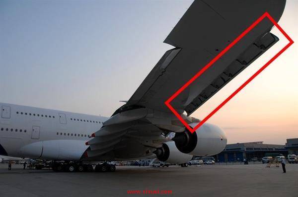 揭秘飞机机翼的神秘结构