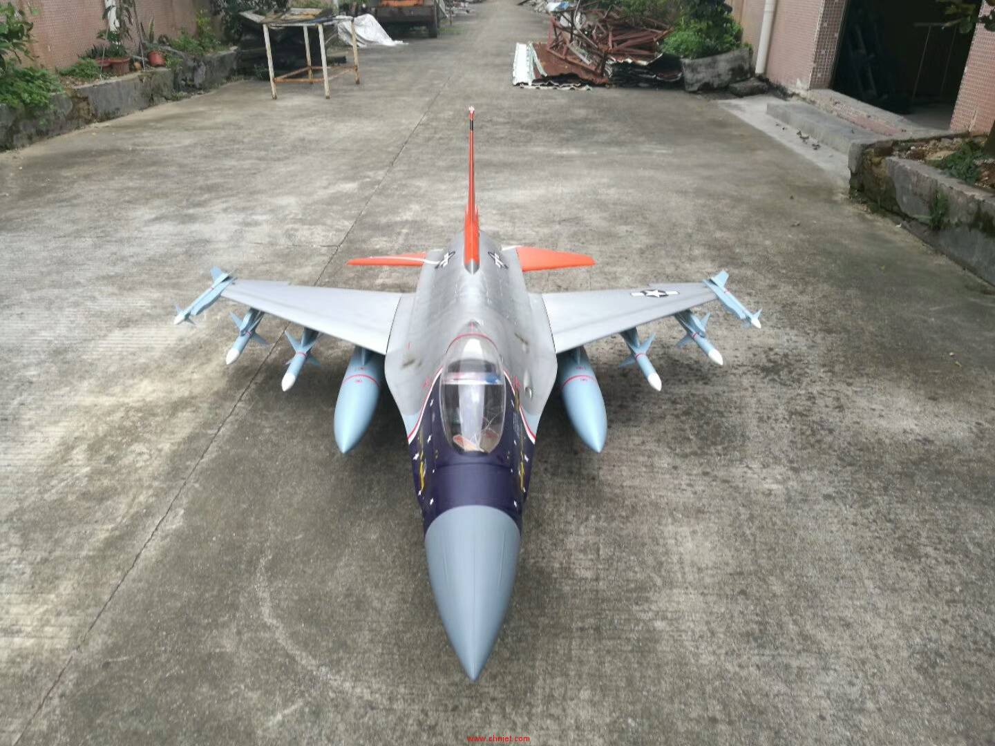 FBjet装航灯的F-16
