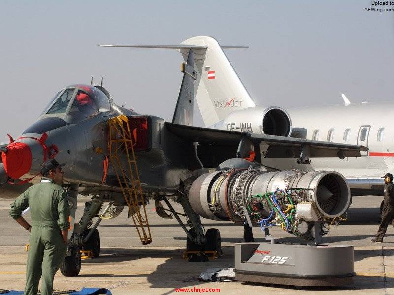 IAF_Jaguar_and_Honeywell%27s_F125.jpg