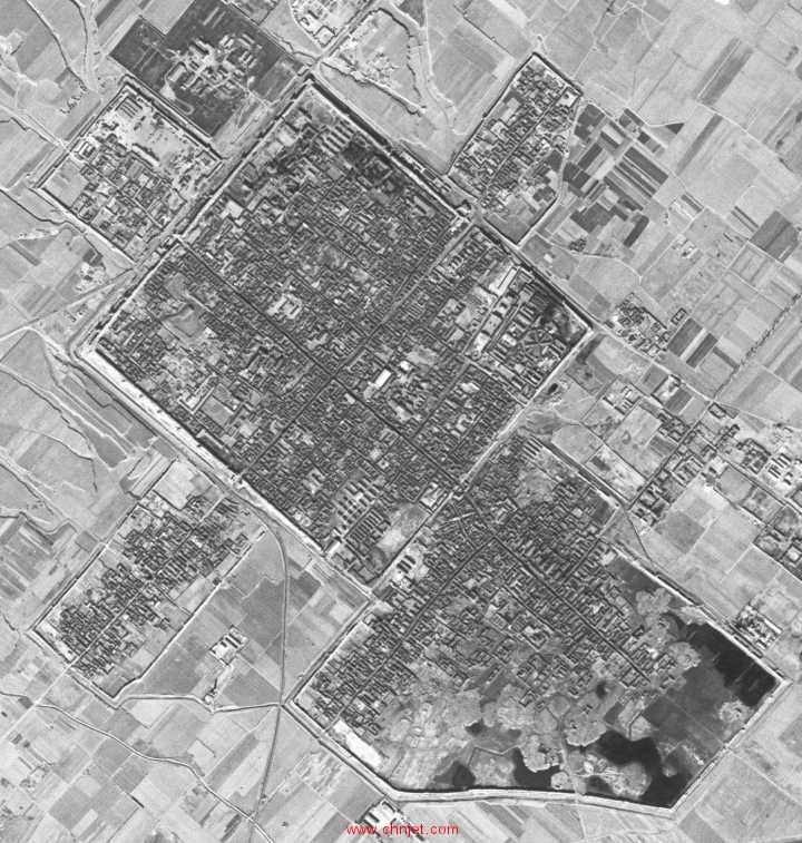 如何下载 50 年前自己家乡的高清卫星照片