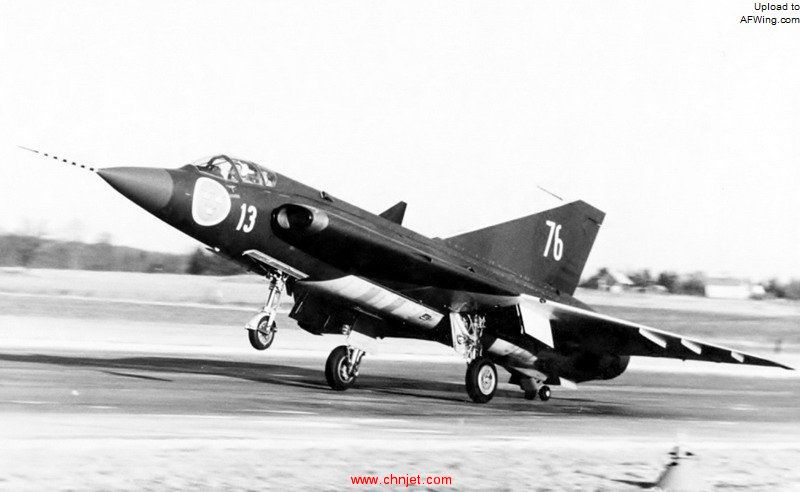 Saab_J_35A_Draken_(35076).jpg