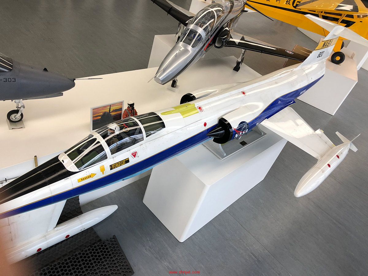  精品涡喷模型飞机开箱图赏之F104