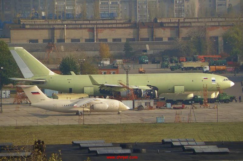 Il-96-400T-bortovoj-RA-96104..jpg