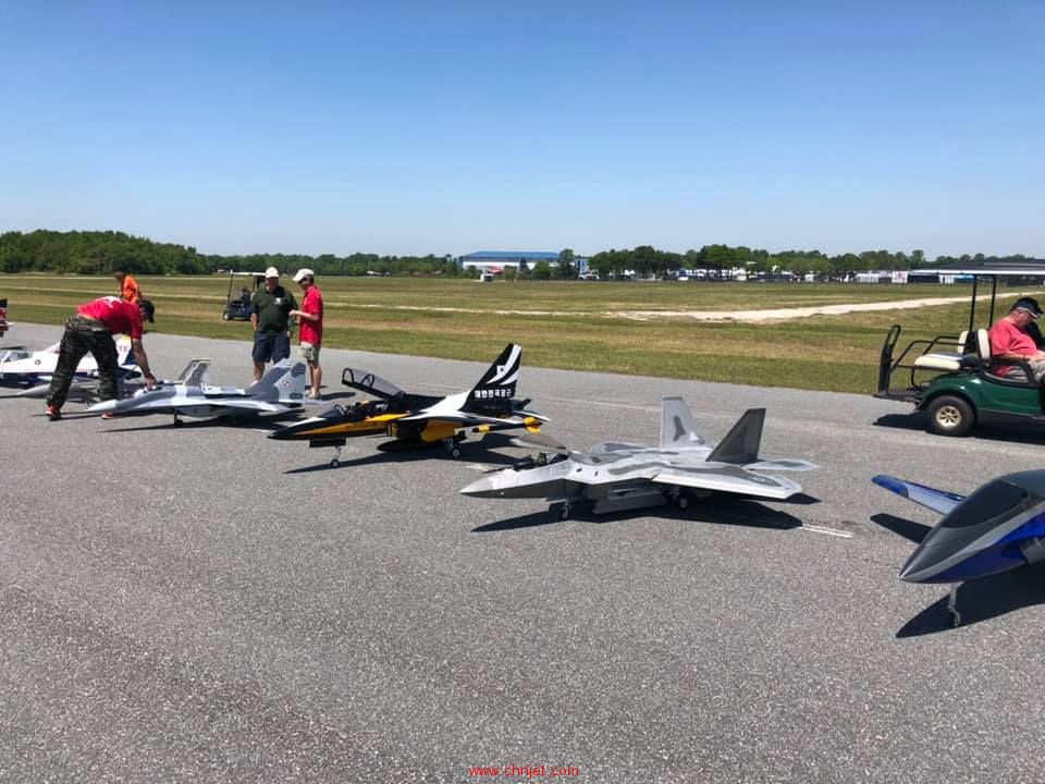 同一的F22和T50亮相Florida Jets 2019