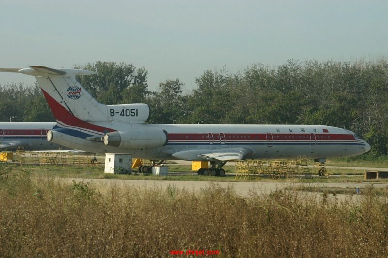 B-4051_Tupolev_Tu.154_China_United_Airlines_(7180786557).jpg
