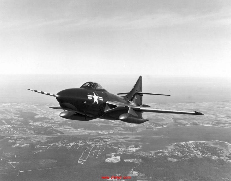 F9FCougar-maiden-flight-1951.jpg