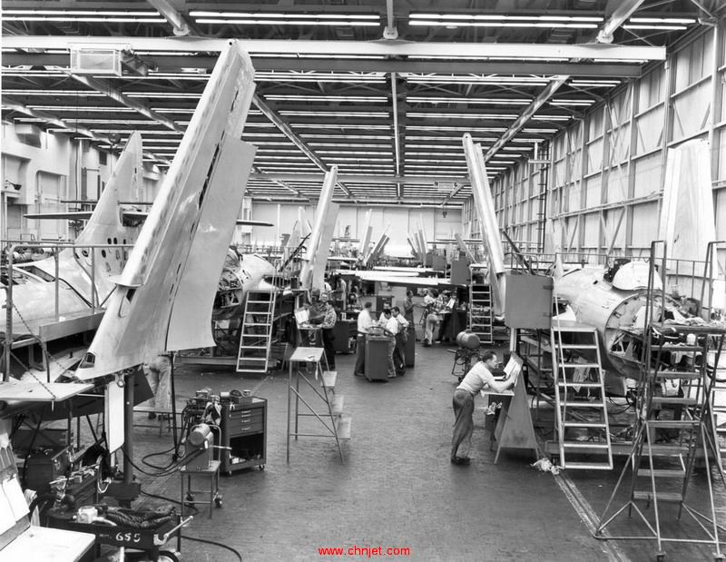 F9F-8-production..jpg