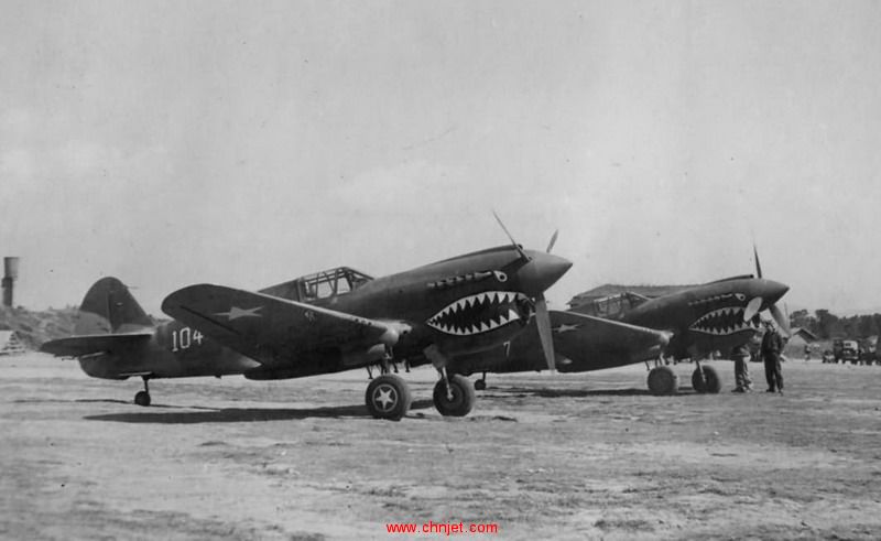 P-40_AVG_Flying_Tigers_White_104_-_7.jpg
