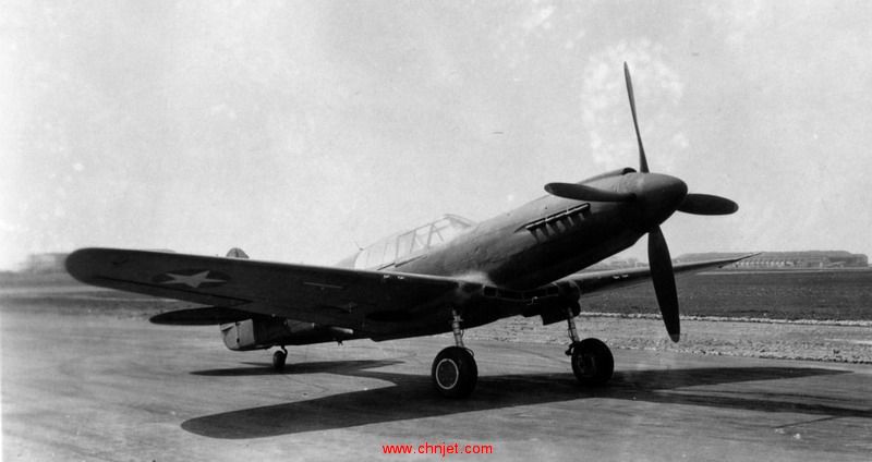 Warhawk_Curtiss_XP-40Q_42-9987_(16140403045).jpg