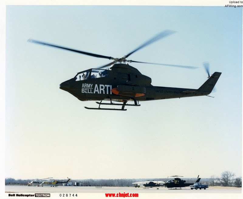 AH-1P%204%20bladed034.jpg