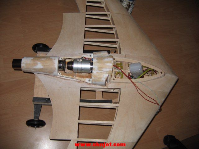 1:5比例涡喷飞翼Schapel SA-882制作过程