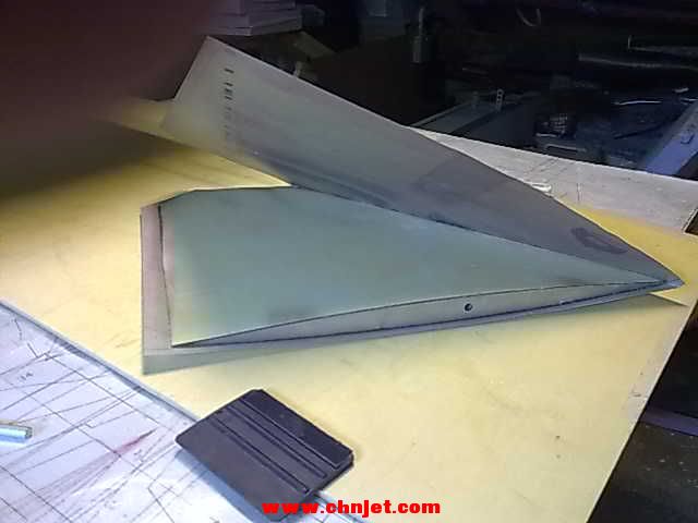 1:5比例F-16B涡喷模型飞机制作过程