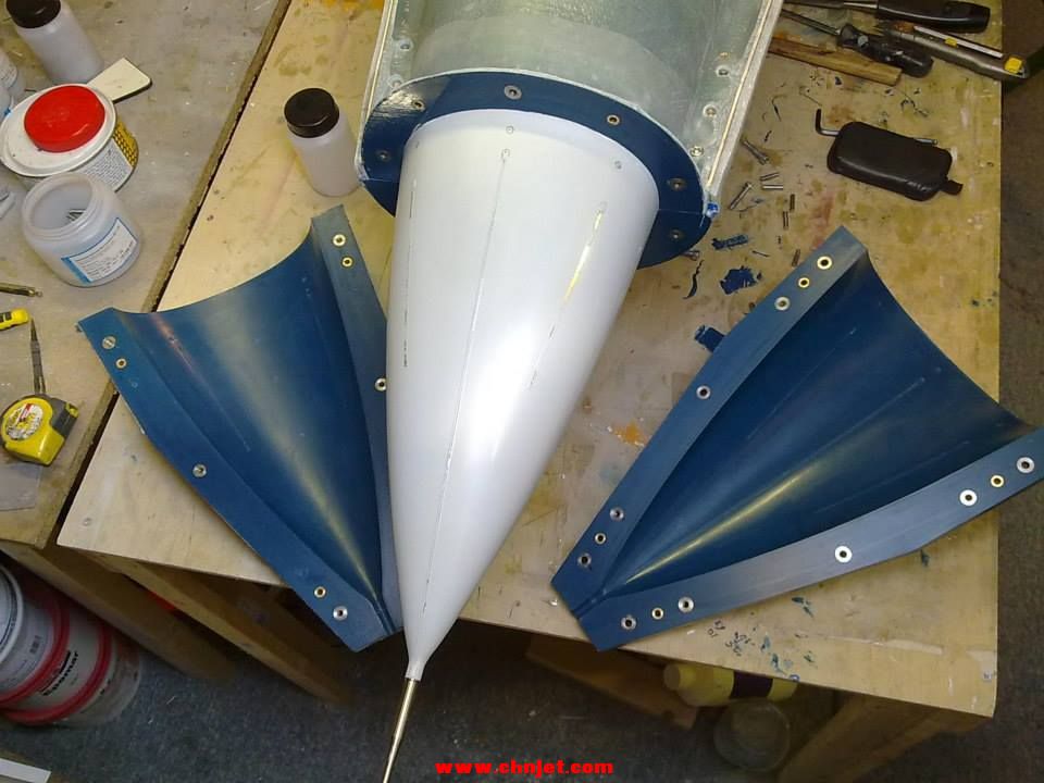 1:5比例F-16B涡喷模型飞机制作过程