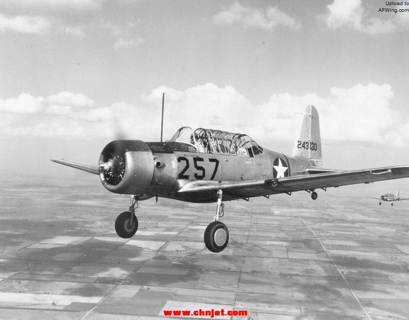 BT-13_Valiant.jpg