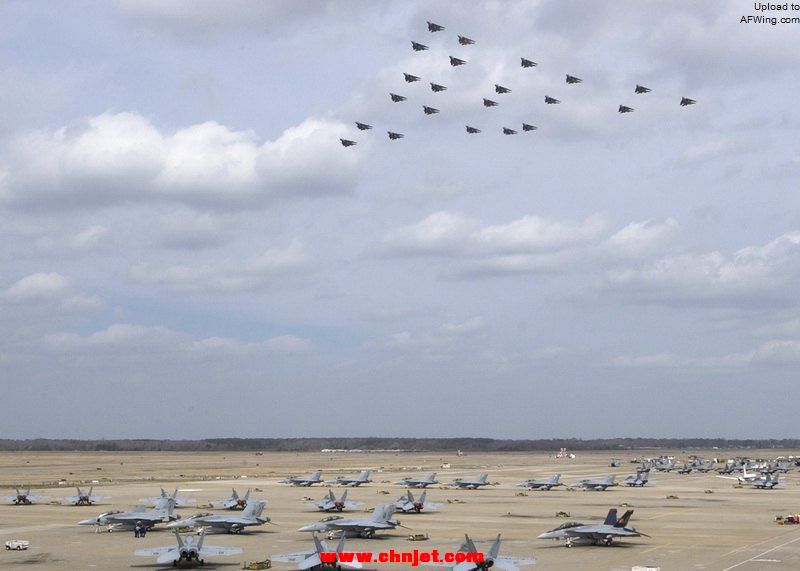 US_Navy_060310-N-4287G-008_F-14D_Tomcats_from_Fighter_Squadron_Two_One_Three_%28VF-213%29_and_VF-31_conduct_a_flyover_of_Naval_Air_Station_Oceana_airfield.jpg