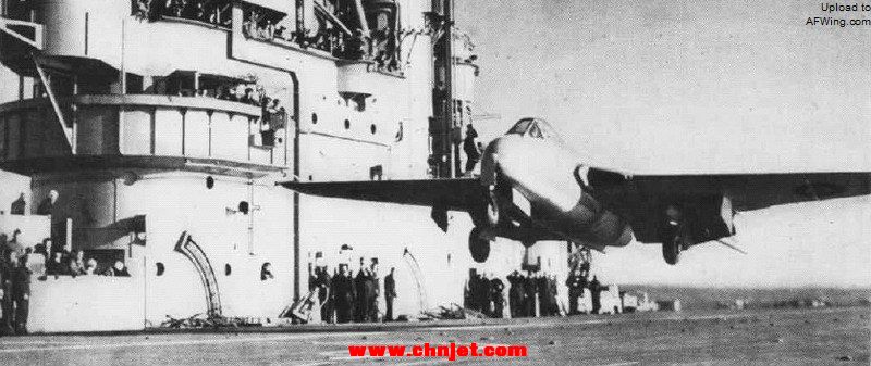 DeHavilland_Vampire_HMS_Ocean_Dec1945_NAN1_47.jpg