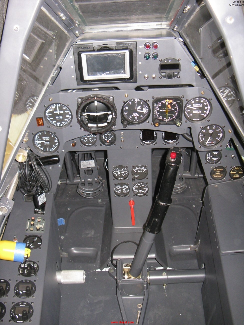 Cockpit-2.jpg