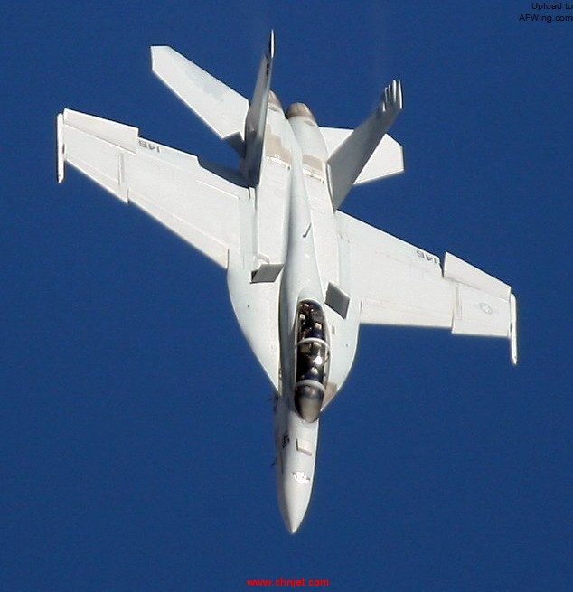 F18DivingVertically.jpg