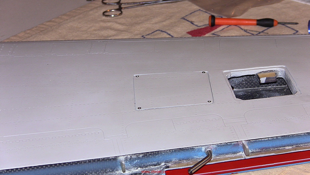 制作1:7比例F-14涡喷模型飞机