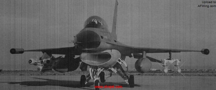 F-16B%20USAF%20Wild%20Weasel%20test%20bed%20with%203xAGM-65%20and%202xAGM-88.jpg