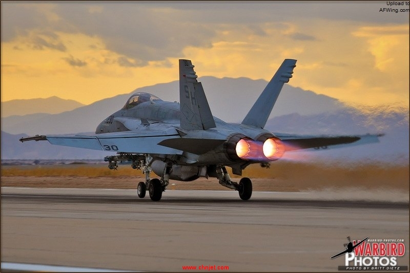 09-ElCentro-Photocall-1302_F-18C_Hornet_7274.jpg