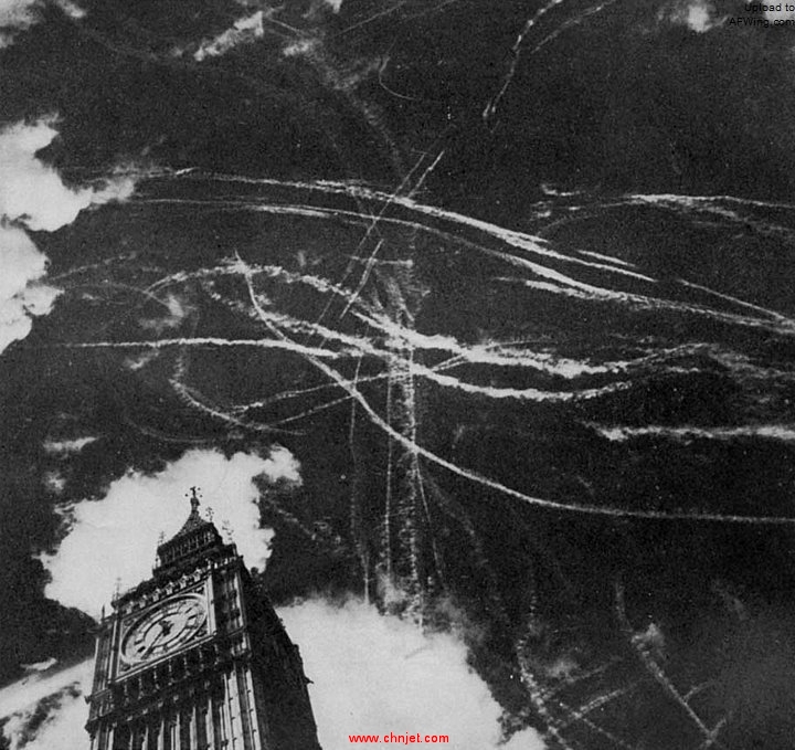 battle-of-britain-london-contrails.jpg